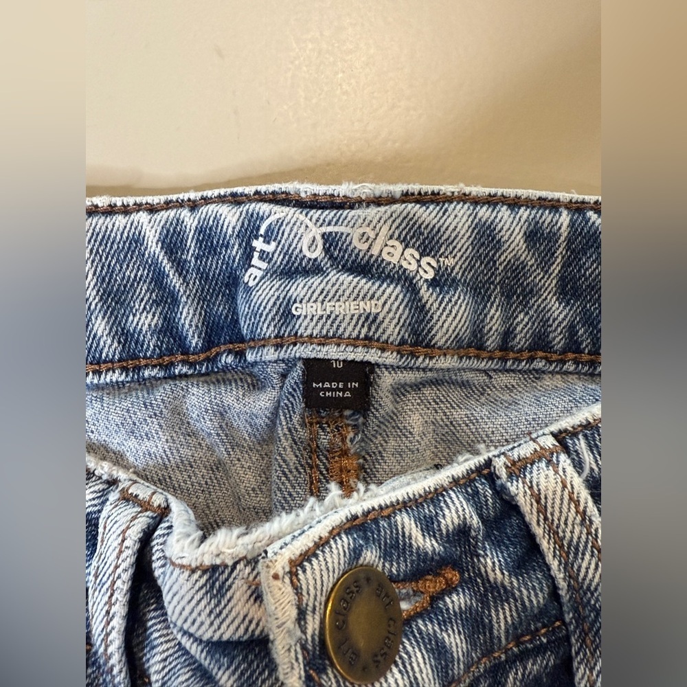 Art Class Girls Light Wash Girlfriend Jeans Size 10 - Picture 3 of 8